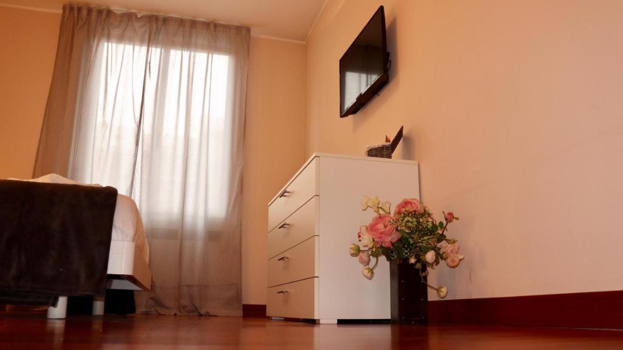 A Casa Di Grace Panzió Basiglio Kültér fotó